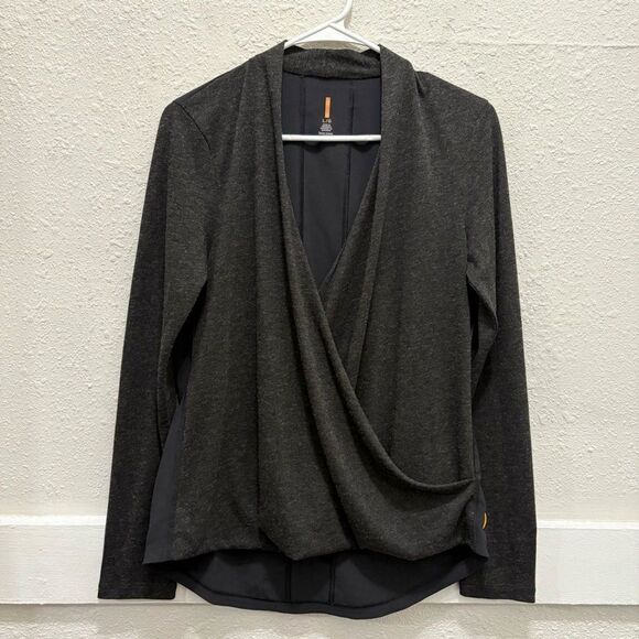 Lucy Grey/Black Faux Wrap Long Sleeve Top Size Large - Picture 1 of 4
